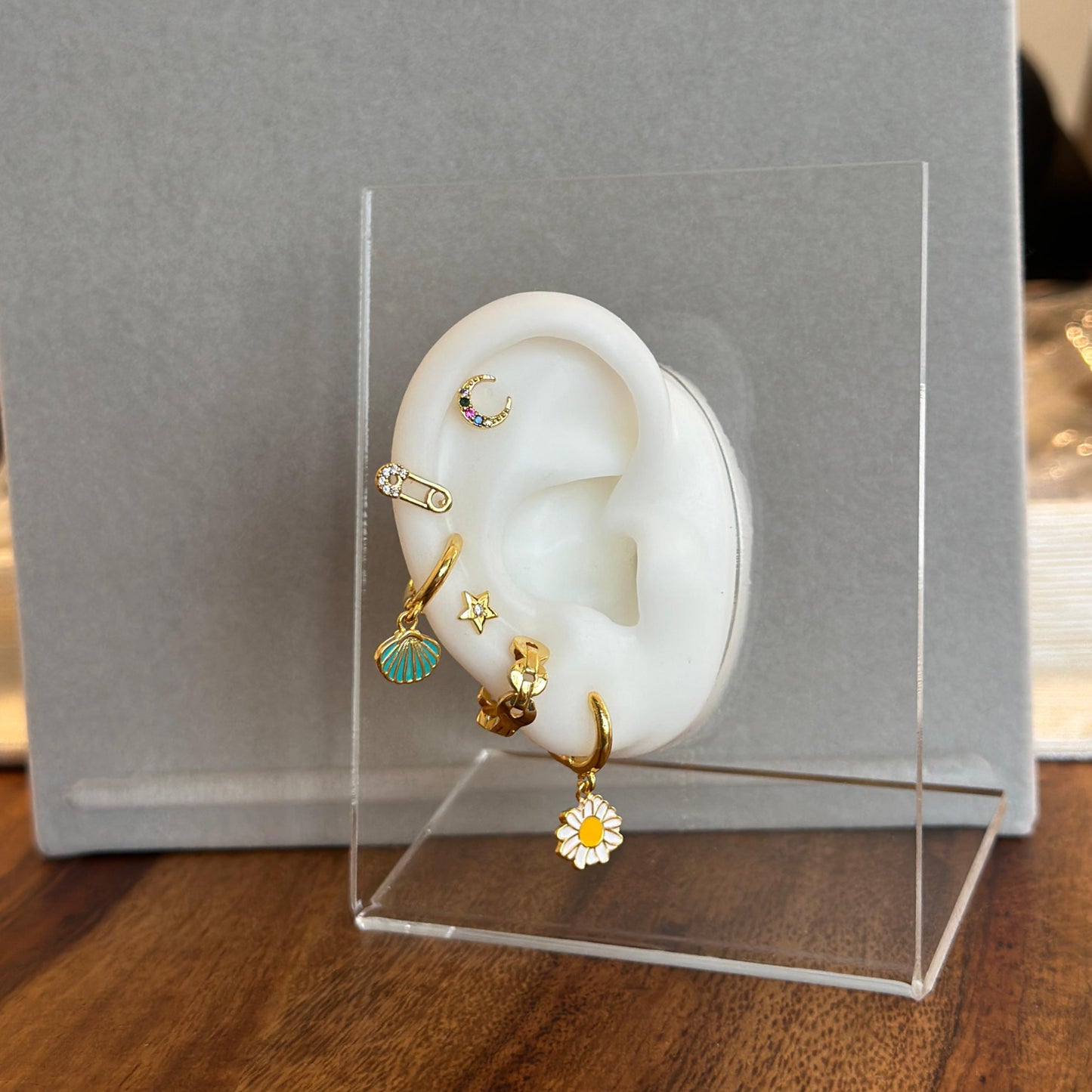 Single Earring Flower Set - Kalopsia Accessories