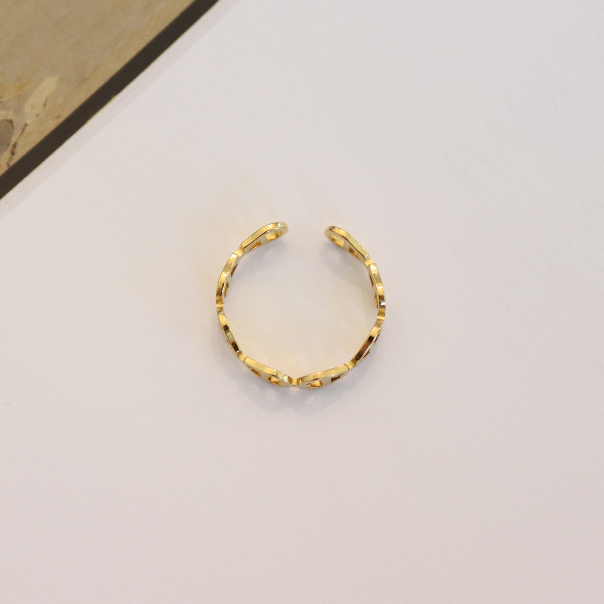 AIG Design Ring - Kalopsia Accessories