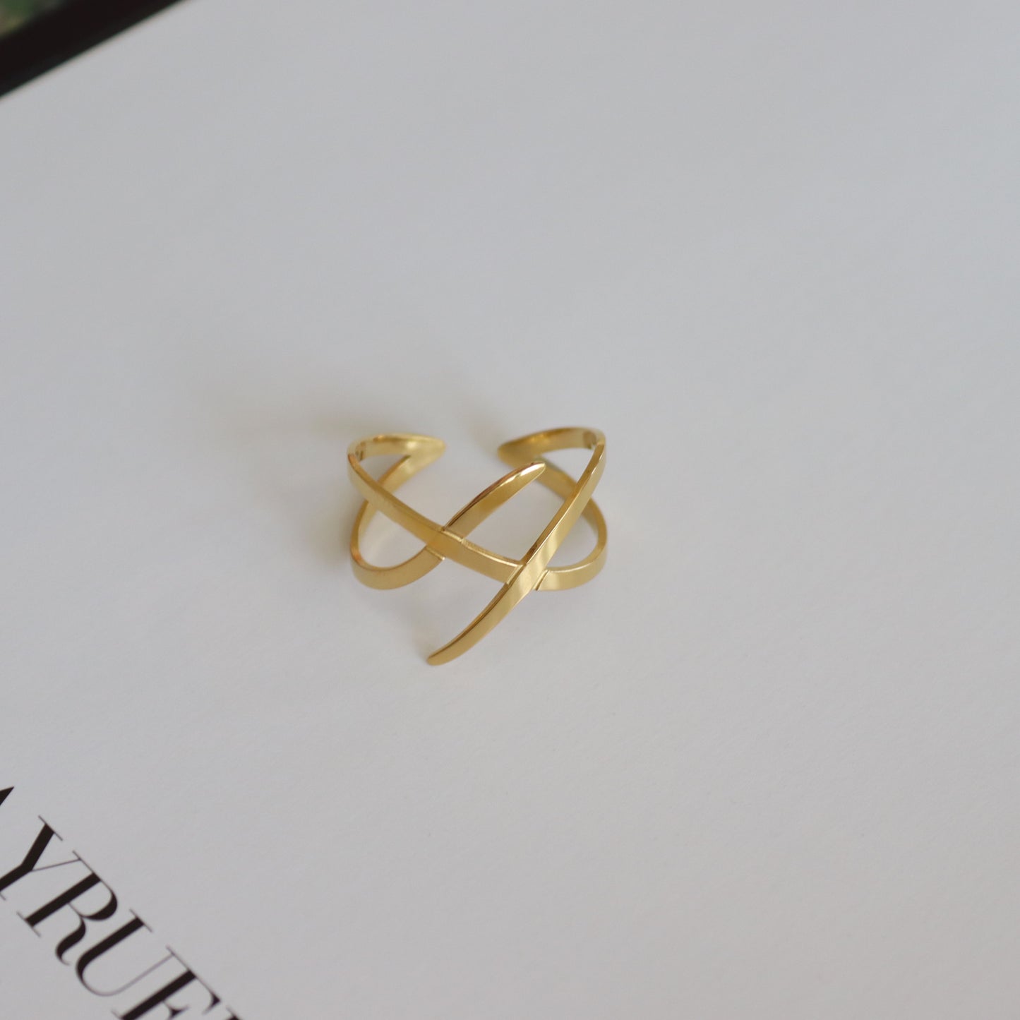 Orbit Ring - Kalopsia Accessories
