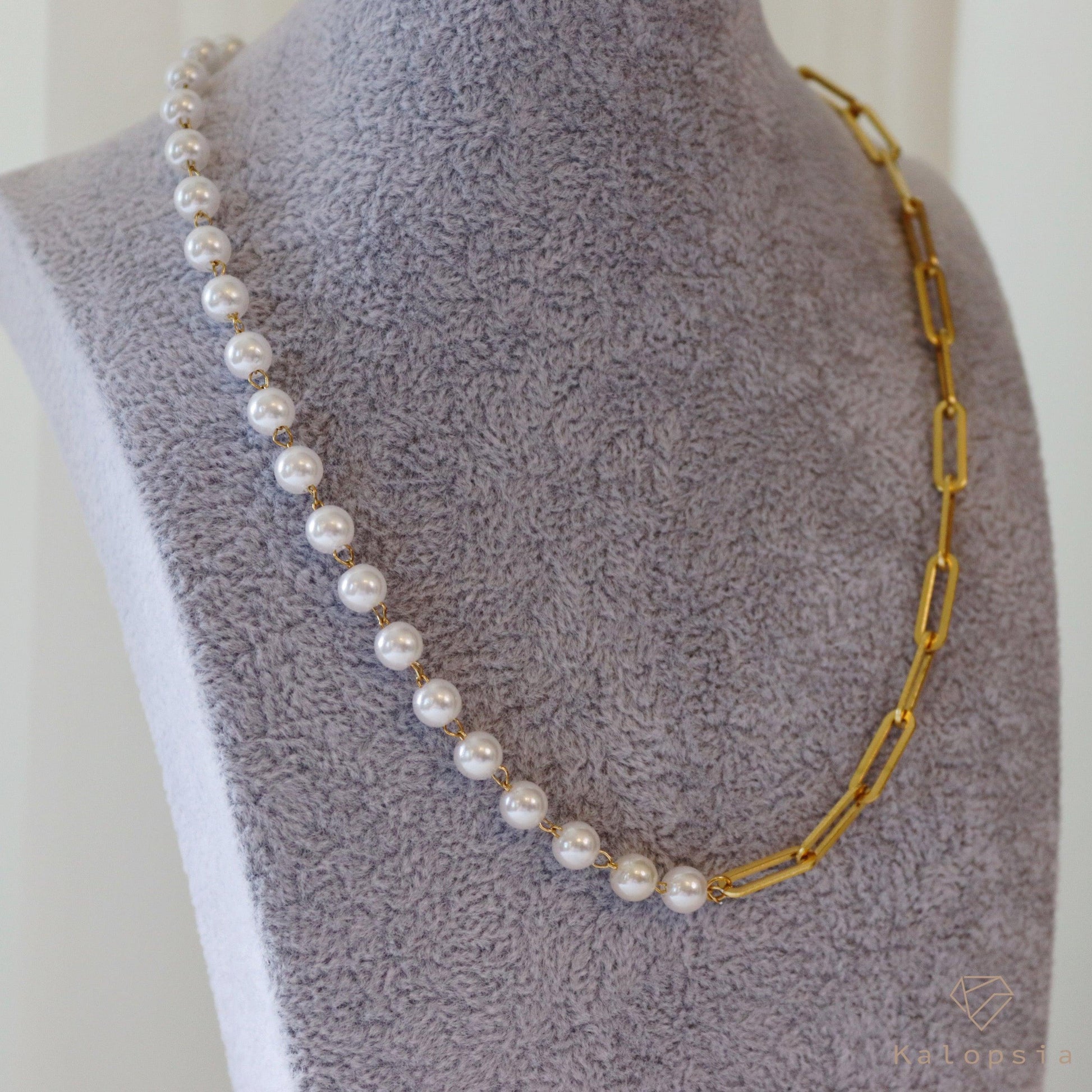 Pearls Chain Necklace - Kalopsia Accessories