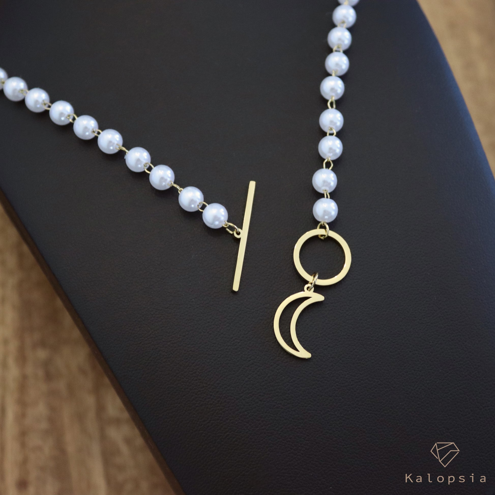 The Pearl Moon Necklace - Kalopsia Accessories