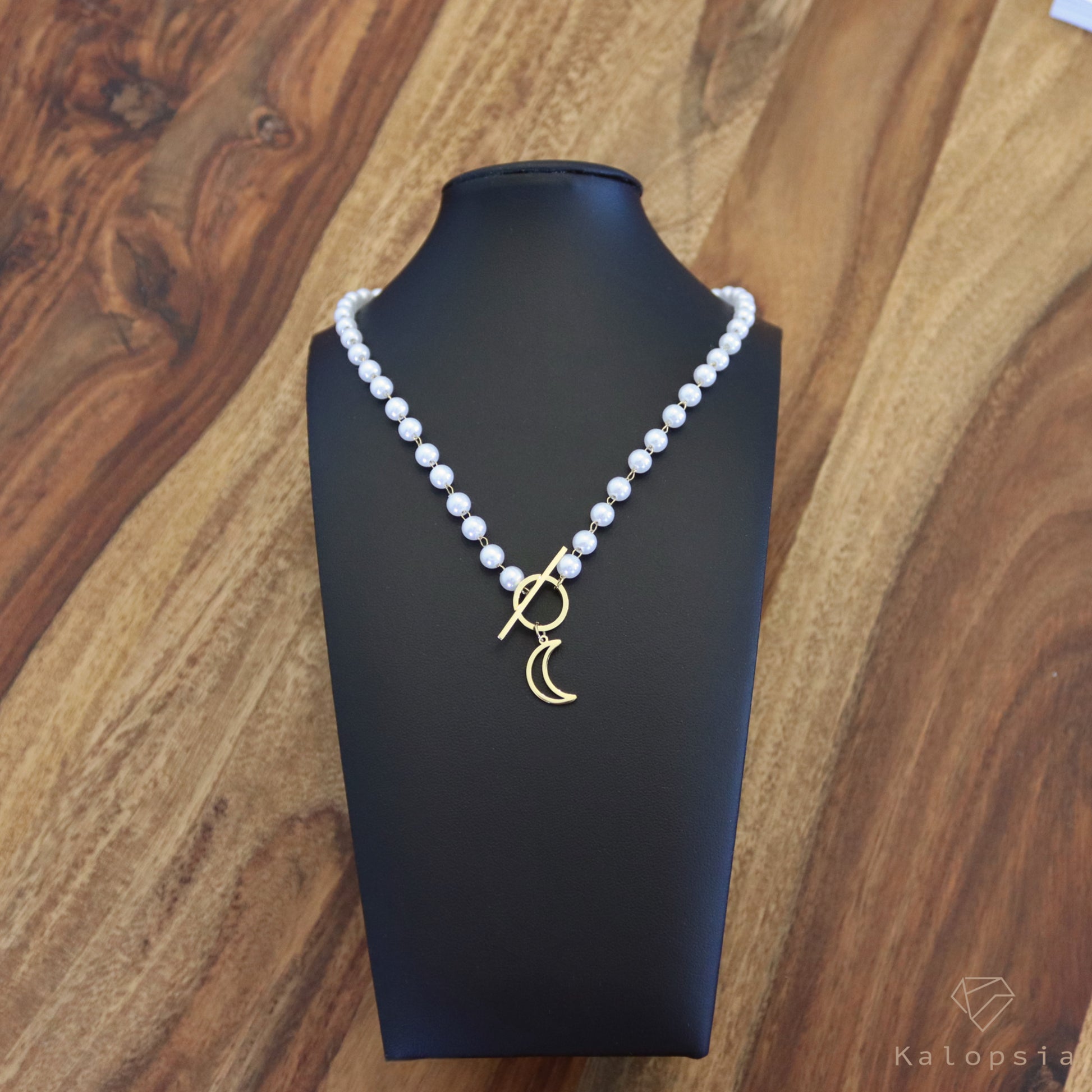 The Pearl Moon Necklace - Kalopsia Accessories